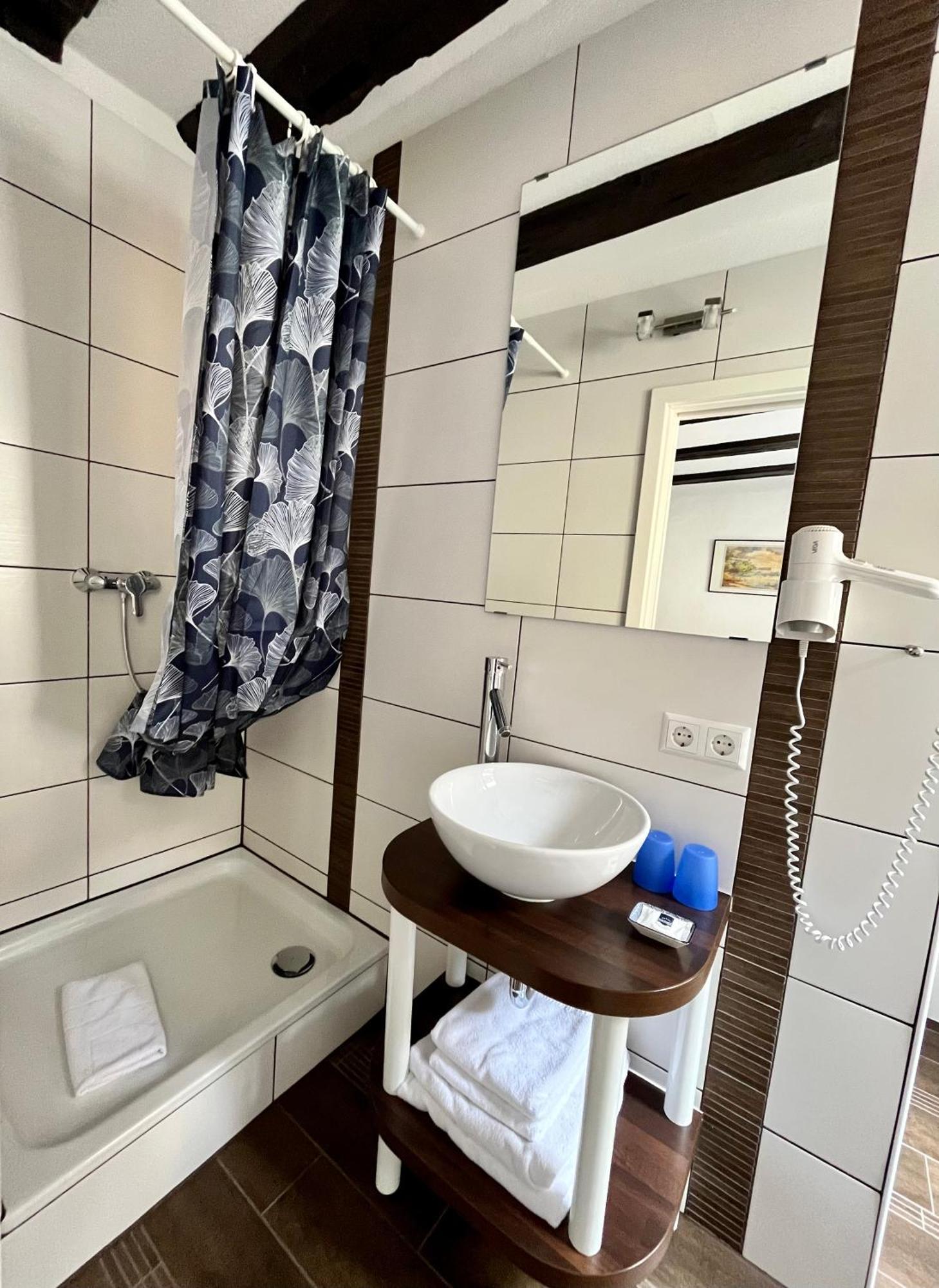 Gaestehaus Am Hafen Меерсбург Экстерьер фото