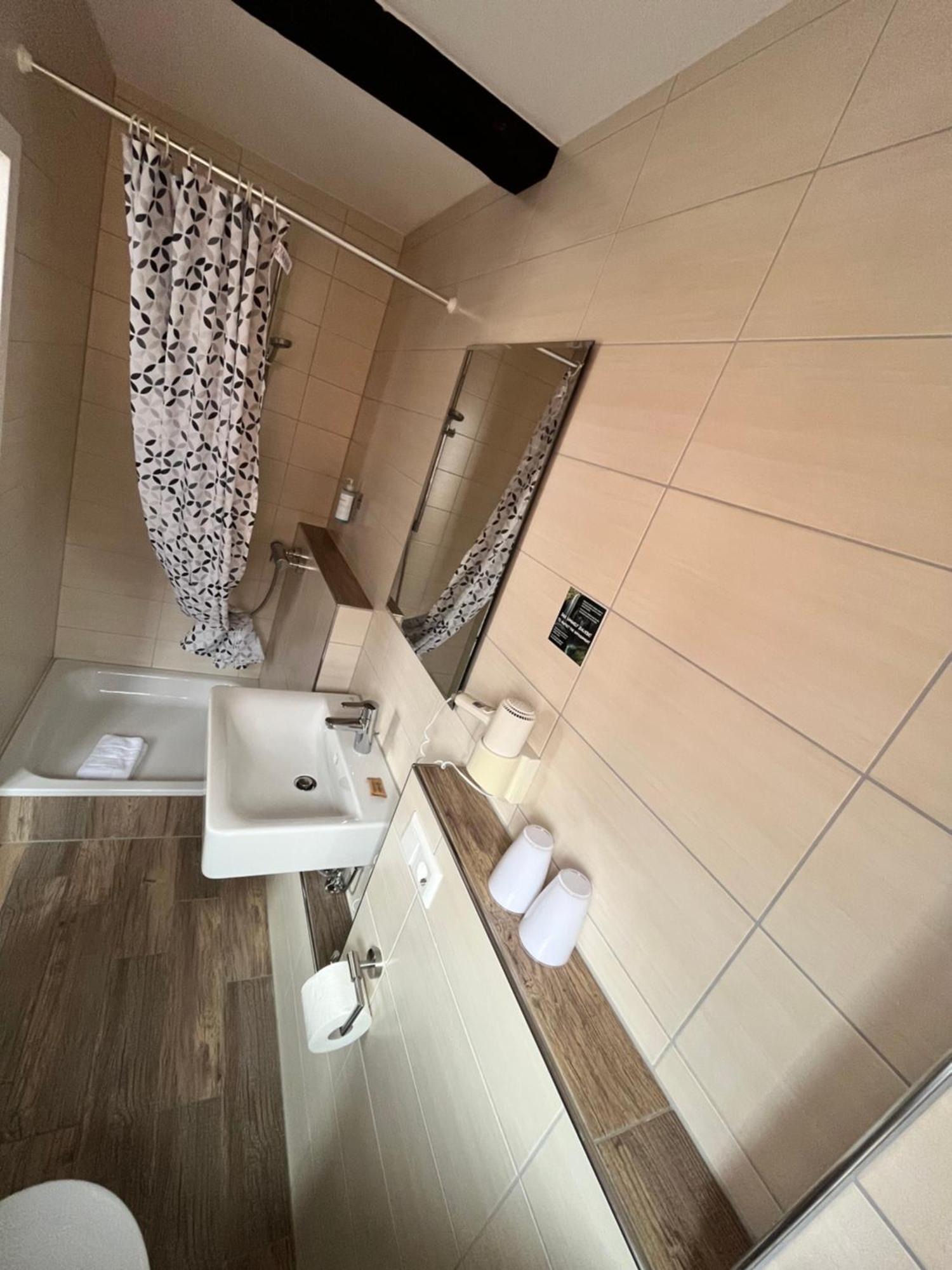 Gaestehaus Am Hafen Меерсбург Экстерьер фото
