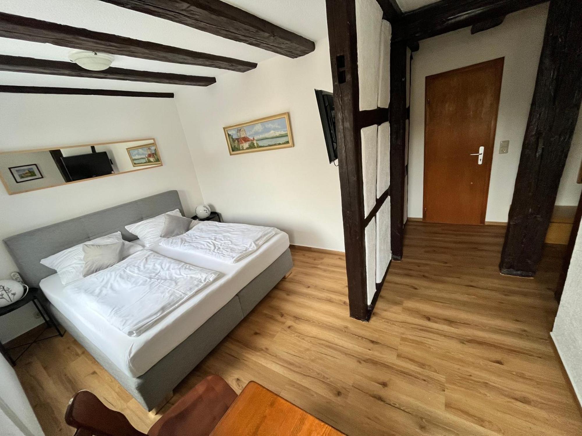 Gaestehaus Am Hafen Меерсбург Экстерьер фото